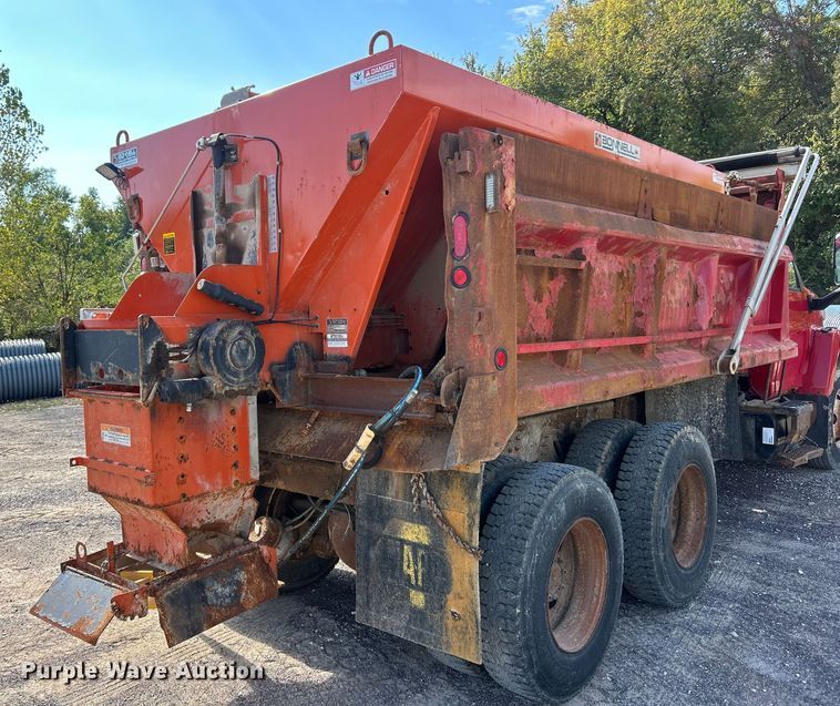 image for item ET3374 2005 Chevrolet C8500 dump truck