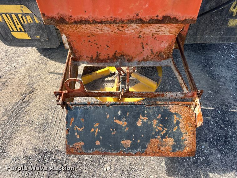 image for item ET3374 2005 Chevrolet C8500 dump truck