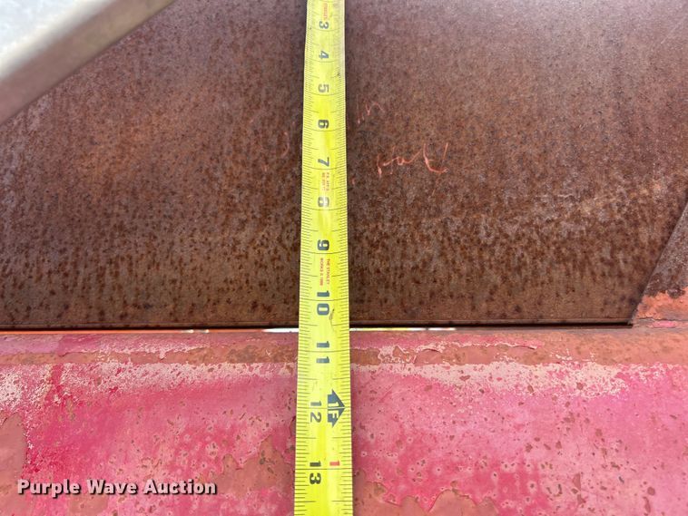 image for item ET3374 2005 Chevrolet C8500 dump truck