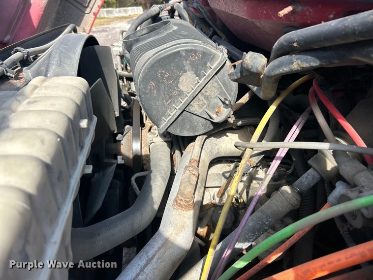 image for item ET3374 2005 Chevrolet C8500 dump truck