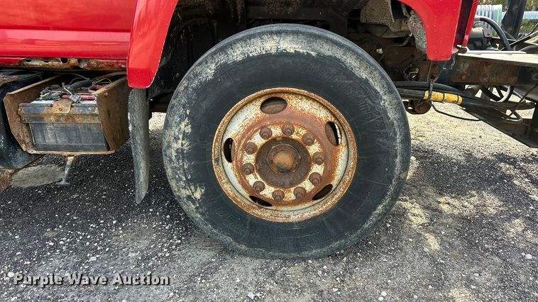 image for item ET3374 2005 Chevrolet C8500 dump truck