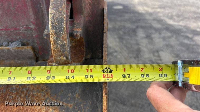 image for item ET3375 2010 International SF525 dump truck