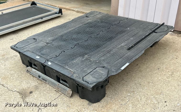 image for item ET3378 Decked toolbox