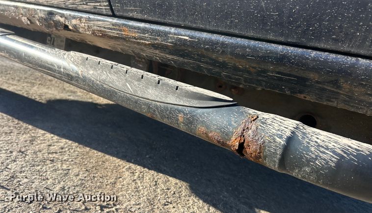 image for item ET3383 2006 Chevrolet Silverado 2500 HD Ext. Cab pickup truck