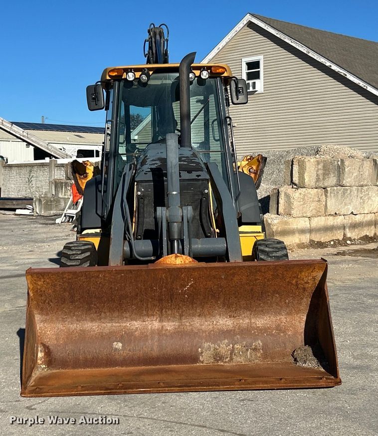 image for item ET3384 2014 John Deere 410K backhoe