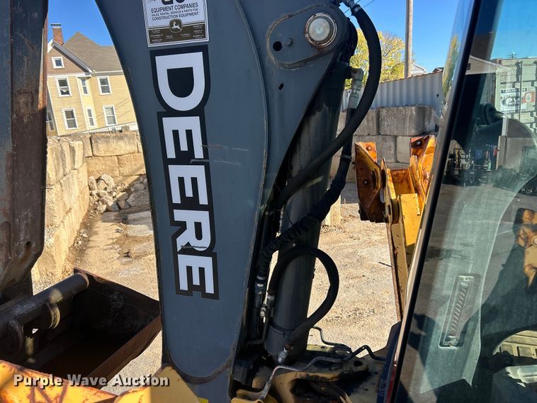 image for item ET3384 2014 John Deere 410K backhoe