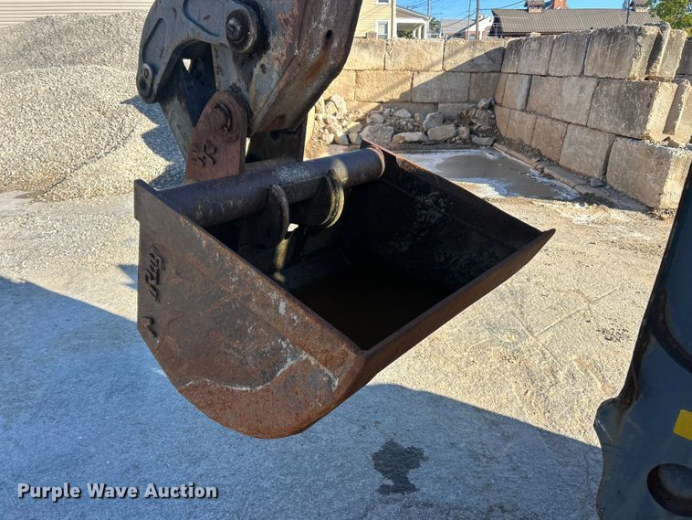 image for item ET3384 2014 John Deere 410K backhoe