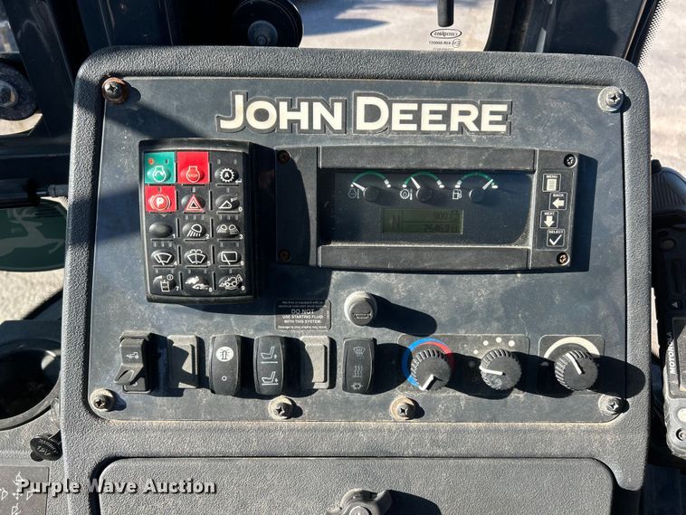 image for item ET3384 2014 John Deere 410K backhoe