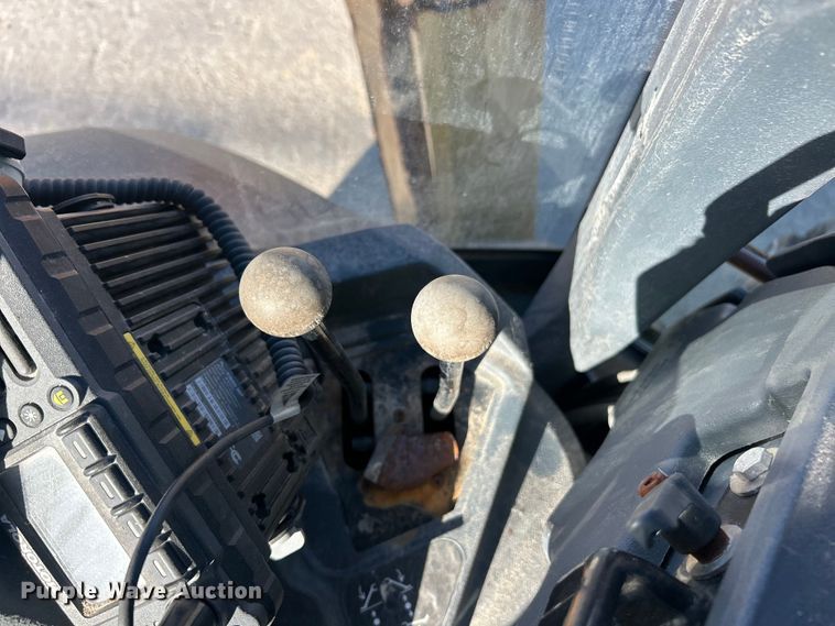 image for item ET3384 2014 John Deere 410K backhoe