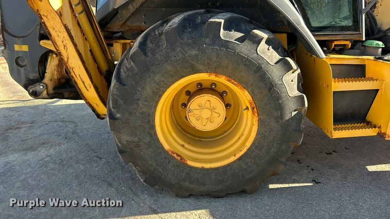 image for item ET3384 2014 John Deere 410K backhoe