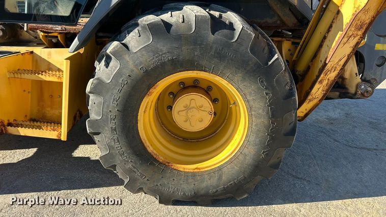 image for item ET3384 2014 John Deere 410K backhoe