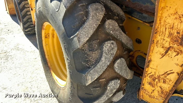 image for item ET3384 2014 John Deere 410K backhoe