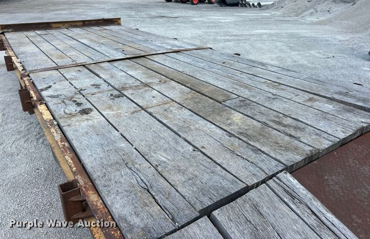 image for item ET3455 1994 Trail King TK40LP equipment trailer