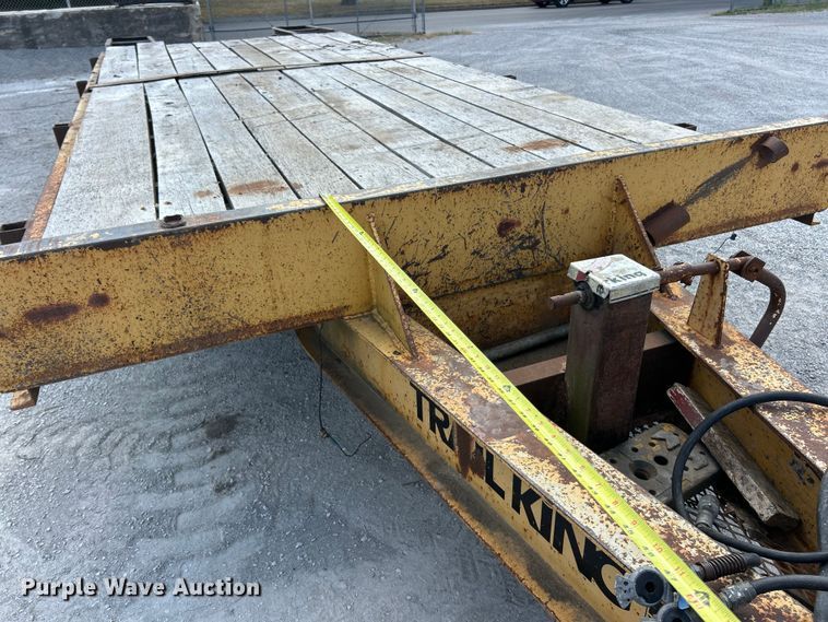 image for item ET3455 1994 Trail King TK40LP equipment trailer