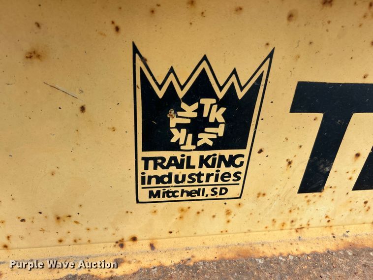 image for item ET3455 1994 Trail King TK40LP equipment trailer