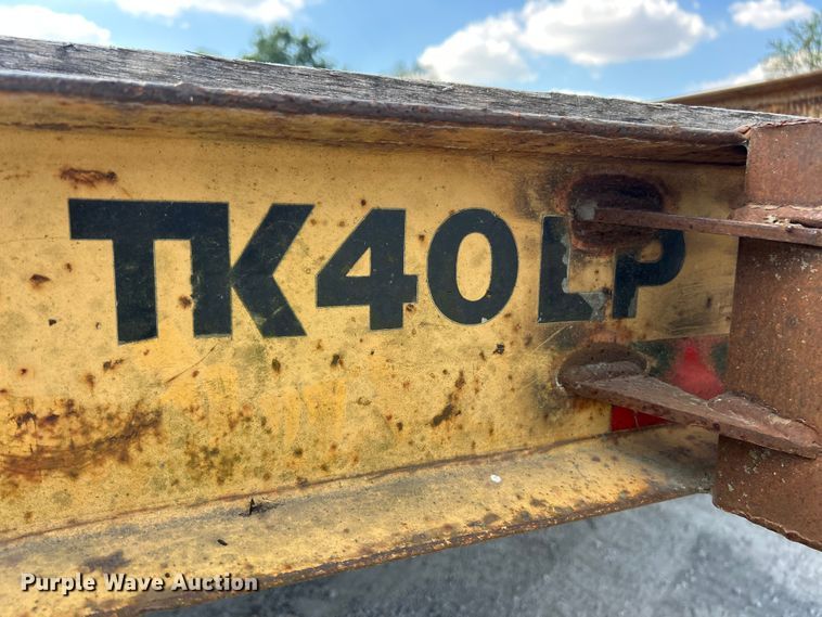image for item ET3455 1994 Trail King TK40LP equipment trailer