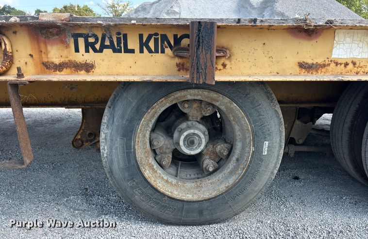 image for item ET3455 1994 Trail King TK40LP equipment trailer