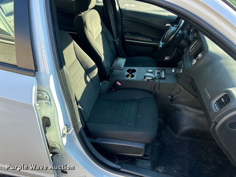 image for item ET3461 2020 Dodge Charger Police 