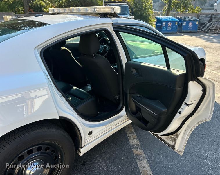 image for item ET3461 2020 Dodge Charger Police 