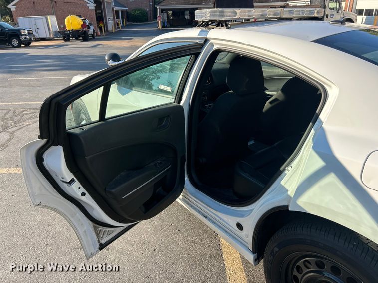 image for item ET3461 2020 Dodge Charger Police 
