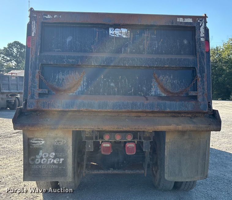 image for item ET7107 2009 Sterling L8500 dump truck