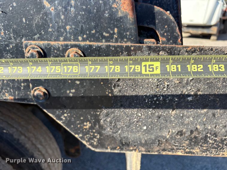 image for item ET7107 2009 Sterling L8500 dump truck