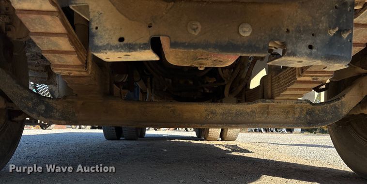 image for item ET7107 2009 Sterling L8500 dump truck