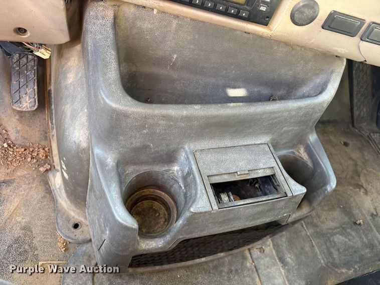 image for item ET7107 2009 Sterling L8500 dump truck