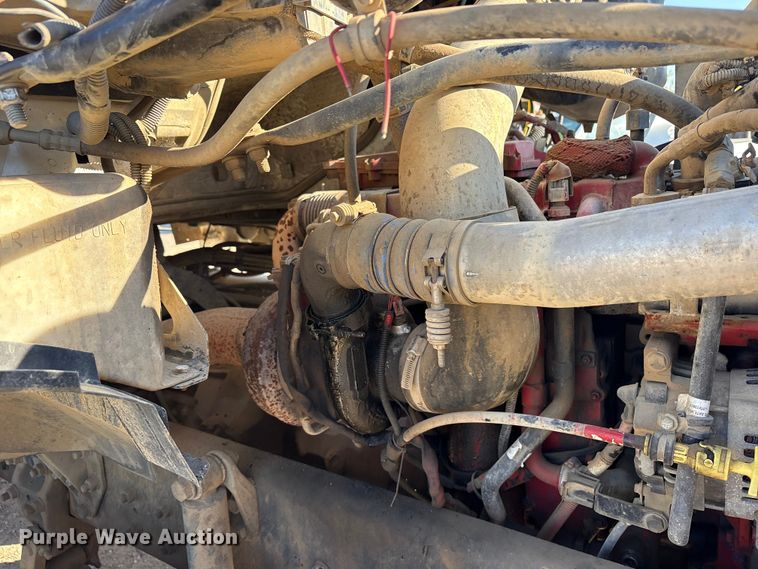 image for item ET7107 2009 Sterling L8500 dump truck