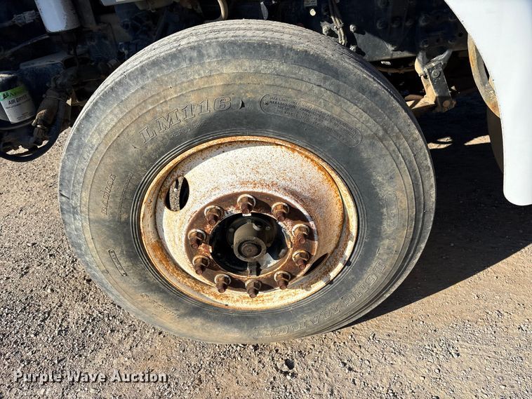 image for item ET7107 2009 Sterling L8500 dump truck