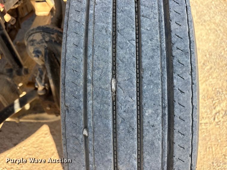 image for item ET7107 2009 Sterling L8500 dump truck