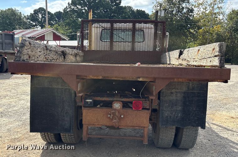 image for item ET7109 1990 International 4700 dump flatbed truck