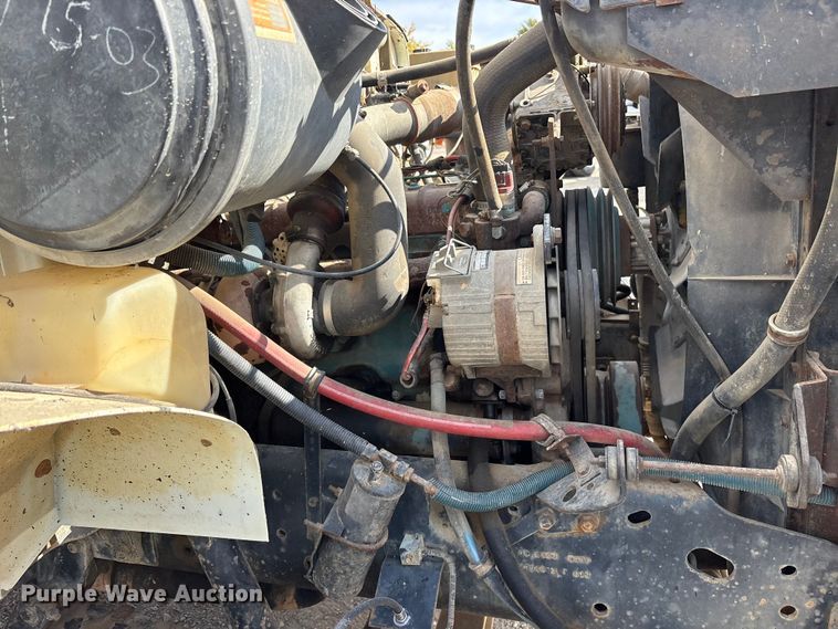 image for item ET7109 1990 International 4700 dump flatbed truck