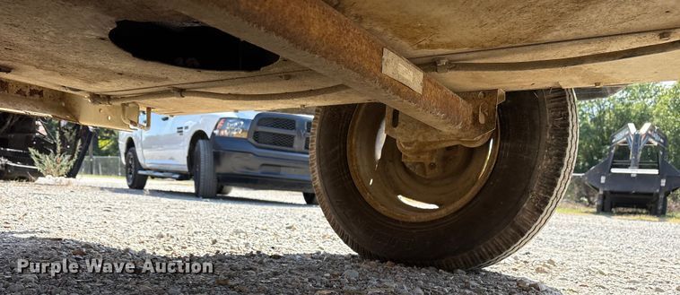 image for item ET7111 1998 Ingersoll Rand P100WJD air compressor