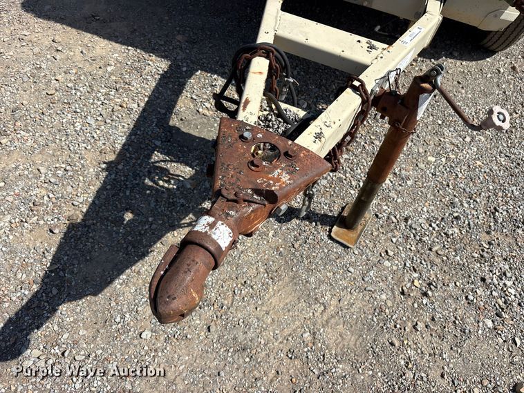 image for item ET7111 1998 Ingersoll Rand P100WJD air compressor