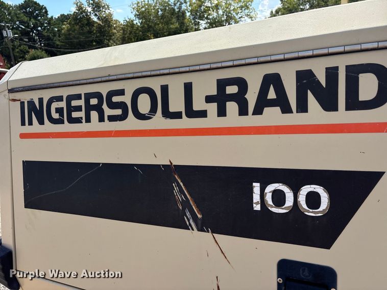 image for item ET7111 1998 Ingersoll Rand P100WJD air compressor