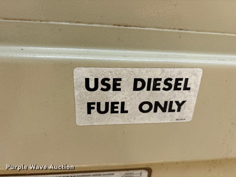 image for item ET7111 1998 Ingersoll Rand P100WJD air compressor