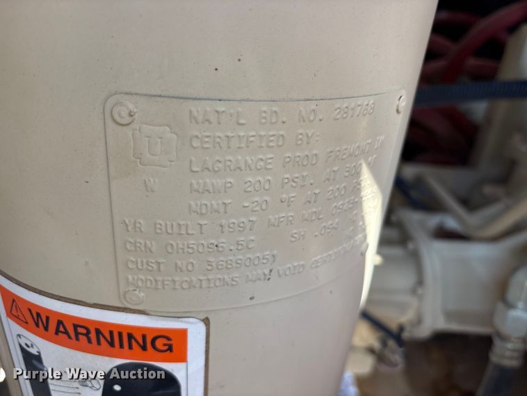 image for item ET7111 1998 Ingersoll Rand P100WJD air compressor