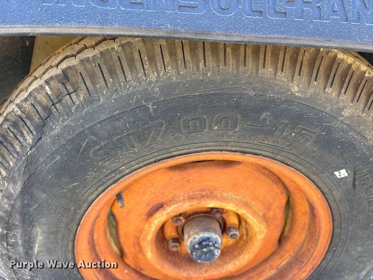 image for item ET7111 1998 Ingersoll Rand P100WJD air compressor