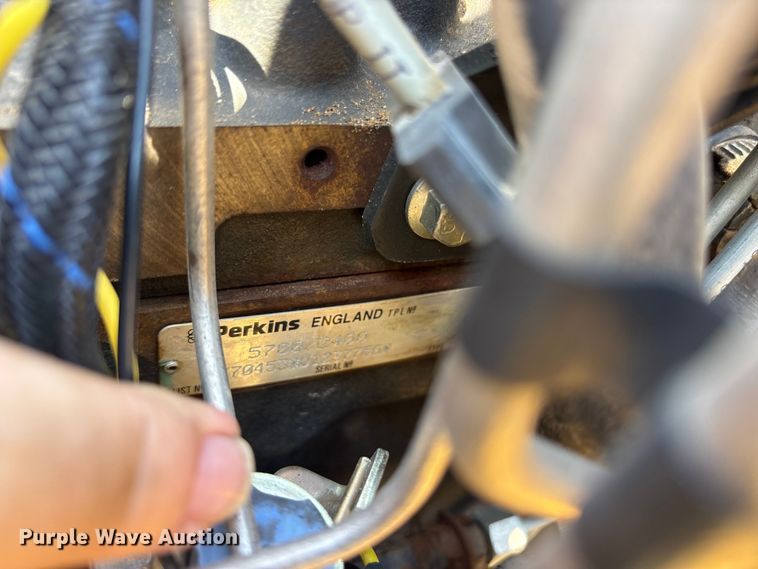 image for item ET7112 2001 Vermeer BC1230A wood chipper