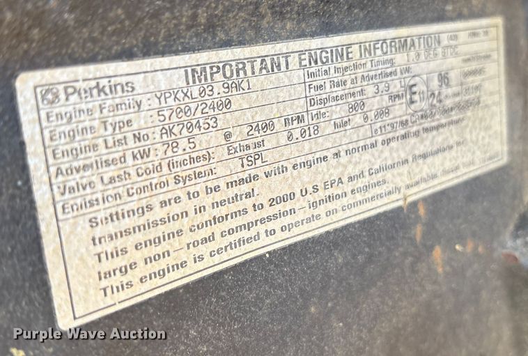 image for item ET7112 2001 Vermeer BC1230A wood chipper