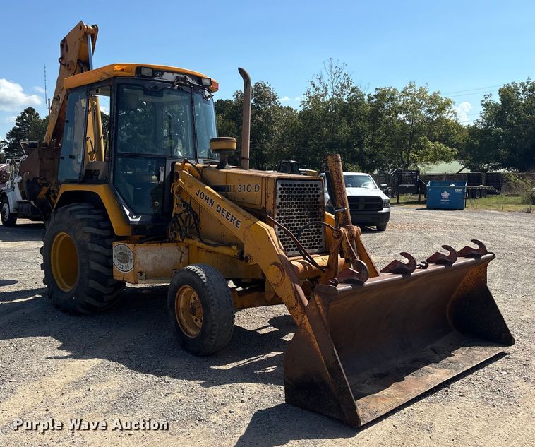 image for item ET7114 1992 John Deere 310D backhoe