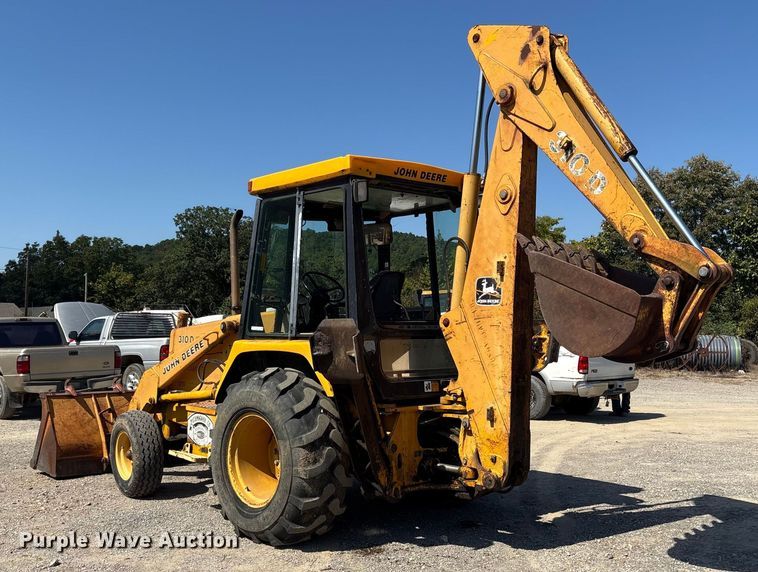 image for item ET7114 1992 John Deere 310D backhoe