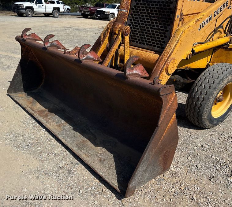 image for item ET7114 1992 John Deere 310D backhoe