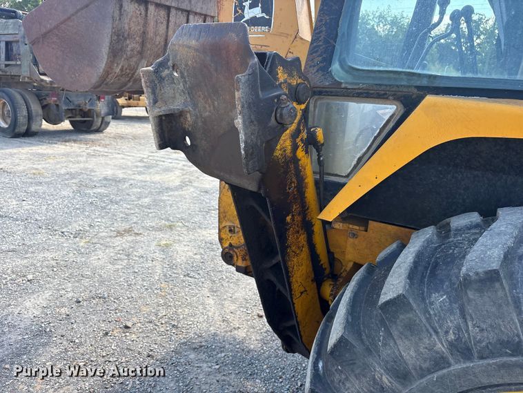 image for item ET7114 1992 John Deere 310D backhoe