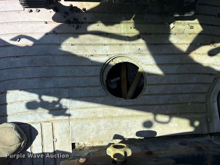 image for item ET7114 1992 John Deere 310D backhoe