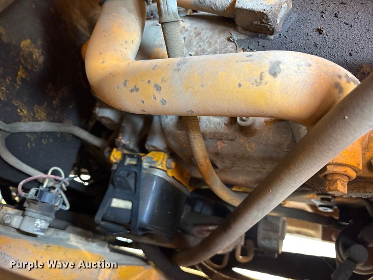 image for item ET7114 1992 John Deere 310D backhoe