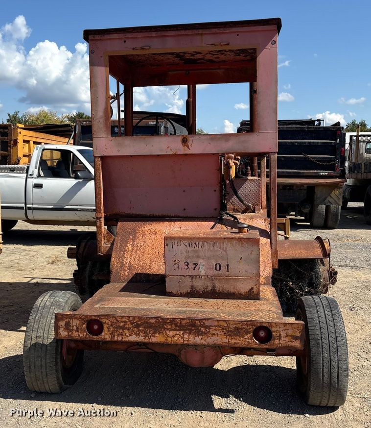 image for item ET7115 Broce D9 broom