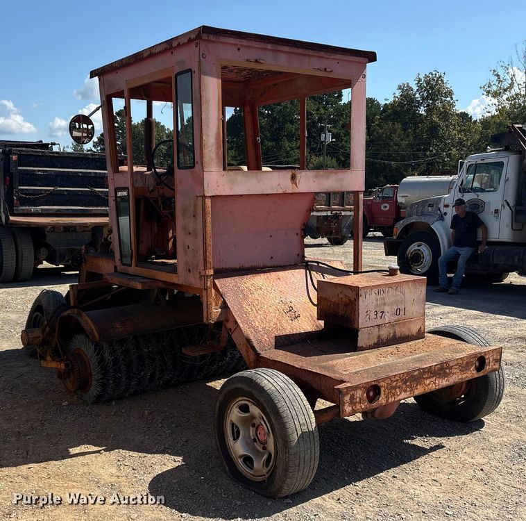 image for item ET7115 Broce D9 broom