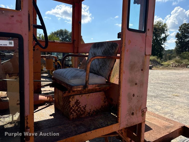 image for item ET7115 Broce D9 broom